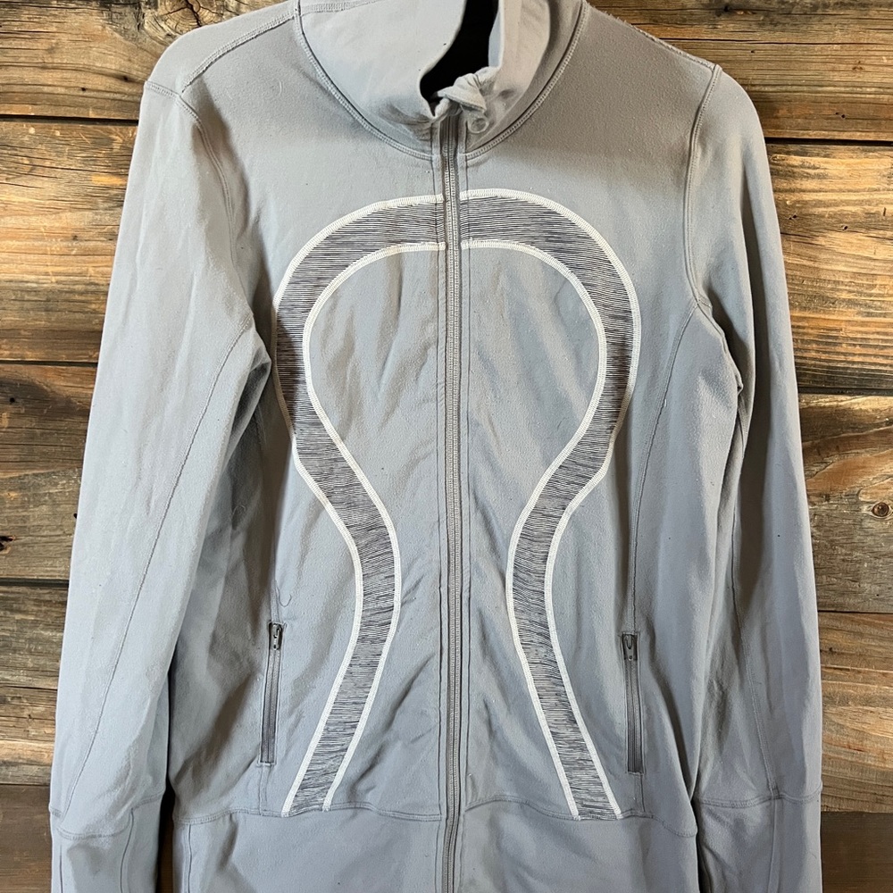 Lululemon Women's Gray Jacket